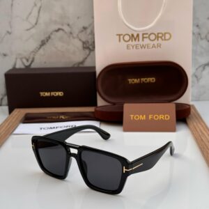 TOM-FORD